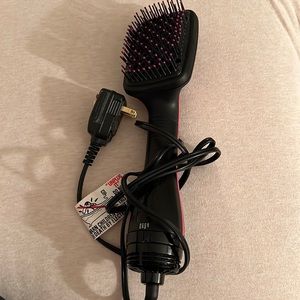Revlon blow dryer hairbrush